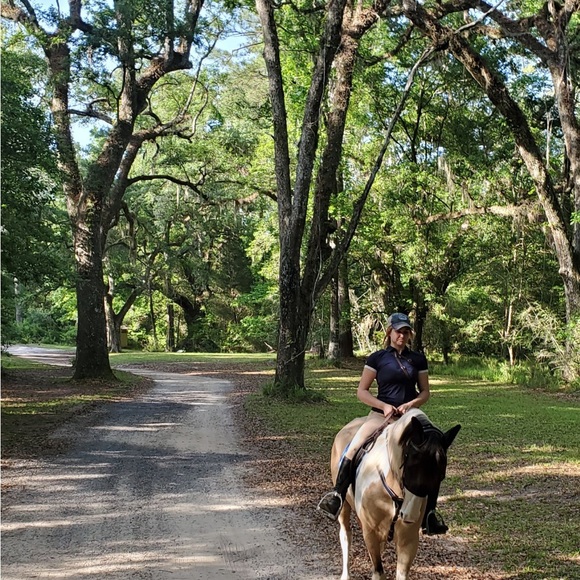 Meet your Posher, Katie - Picture 9 of 14